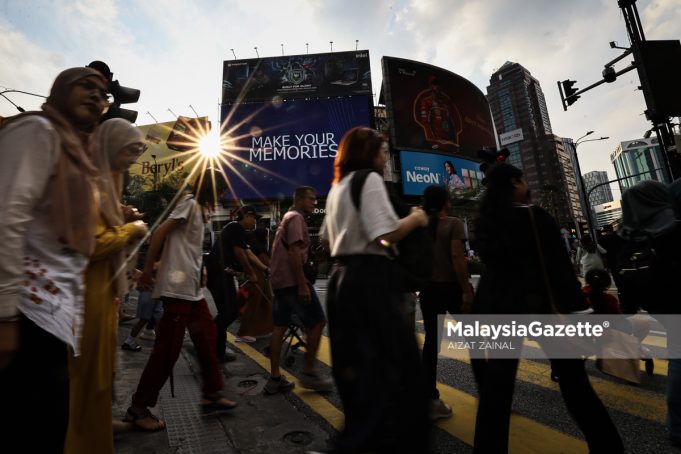 LINTASAN BUKIT BINTANG