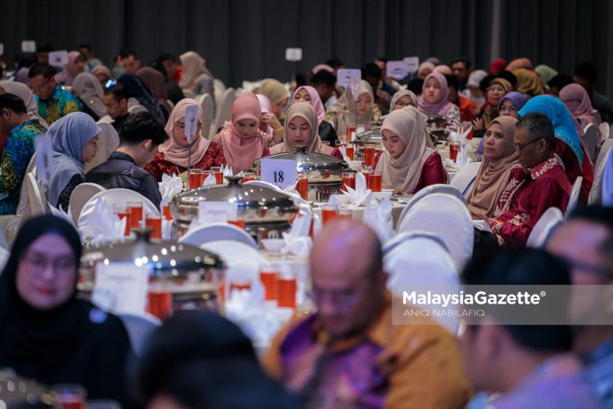 MAJLIS PENYAMPAIAN ANUGERAH PERKHIDMATAN CEMERLANG SUK PERAK