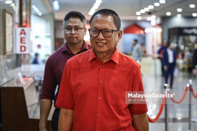 MESYUARAT UMNO