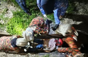Penunggang parah tercampak dalam longkang akibat kemalangan