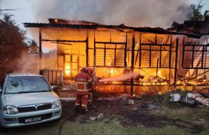 Rumah separuh kekal di Kampung Kurnia hangus dijilat api