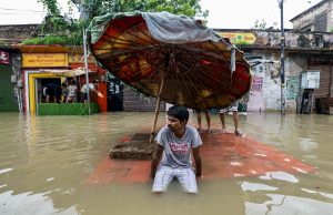 Flash flood washes out Himalayan town, killing 4