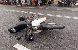 Remaja 15 tahun tercampak sebelum maut dilanggar kereta