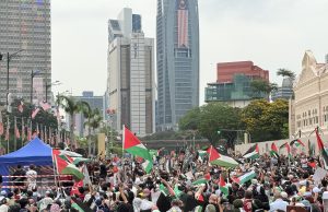 Kira-kira 2,000 hadir ke di Dataran Merdeka pamer solidariti untuk Gaza