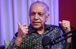 Impak SARA RM100, RM2 bilion dilepaskan ke pasaran Pengarah Urusan Mydin Mohamed Holdings Berhad (Mydin), Datuk Wira Dr Ameer Ali Mydin bersama Penganalisis Ekonomi daripada Sekolah Perniagaan & Ekonomi UPM, Profesor Dr Rusmawati Said pada Program PODCAST MG di Studio MalaysiaGazette, Bandar Sri Permaisuri, Cheras. Foto AIZAT ZAINAL, 11 OGOS 2025. SARA RM100 Madani Sumbangan Asas Rahmah