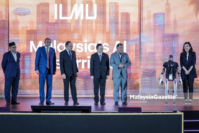 MGF12082025 - Anwar Ai SUMMIT-15