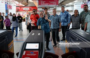 Jangan jual bahan lucah di media sosial – Fahmi