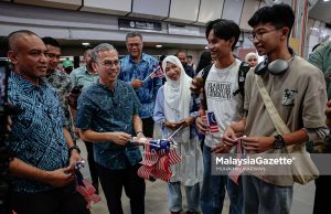 Fahmi nafi dakwaan Rafizi, tiada pihak lain campur tangan keputusan Kabinet