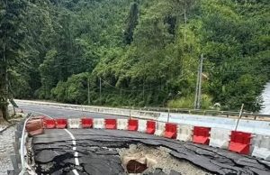 Lagi Lubang Benam Dikesan di Jalan Gua Musang-Lojing #MGFlash