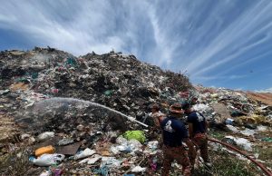 Lebih 10 jam bomba padam api di tapak pelupusan sampah Pulau Burung
