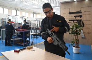 Colombia hasilkan raifal pertama untuk ganti senjata api Israel