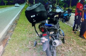 Lelaki maut rempuh pokok tepi jalan