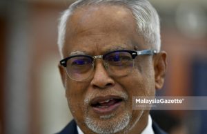 Yang berjoget sebenarnya ekonomi Malaysia, kata Mahfuz