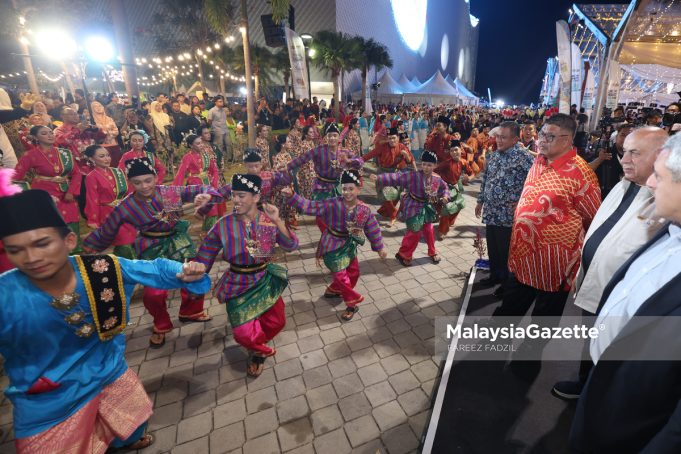 HARI PELANCONGAN SEDUNIA