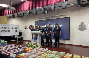Remaja 18 tahun jadi transporter seludup syabu ke Sarawak