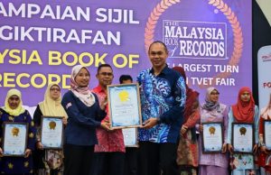 SPRM Terengganu terima sijil Malaysia Book Of Records