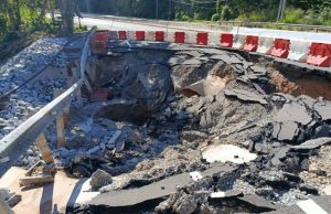 Lubang Benam: KM78 Jalan Gua Musang-Lojing ditutup sepenuhnya