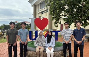 Tiga pasang kembar serikan pendaftaran pelajar baharu UMT