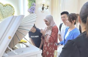 Nurul Izzah janji perjuang keadilan buat mendiang Shing Xuen, keluarga