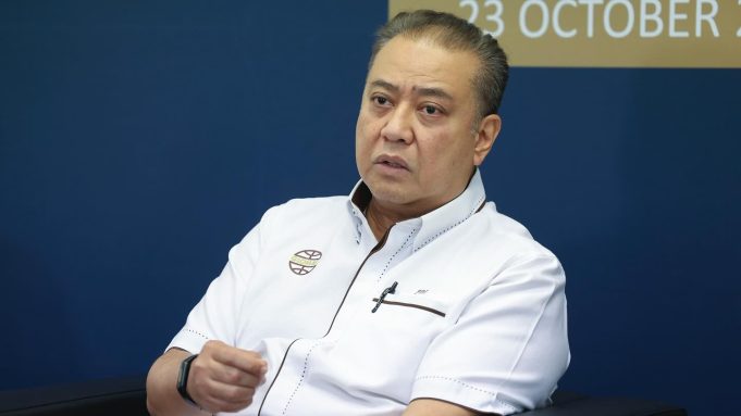FD Iskandar