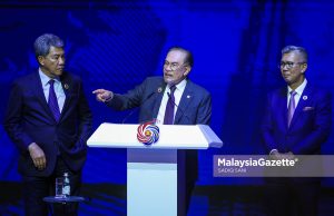 Trump pendengar yang baik, penuh sopan tolak pandangan berbeza – Anwar
