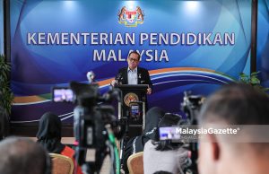Empat calon SPM dibuang sekolah, duduki peperiksaan di pusat tahanan – Azam