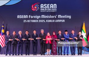 ASEAN perlu jadi pihak yang bersuara, bukan disuarakan – Mohamad