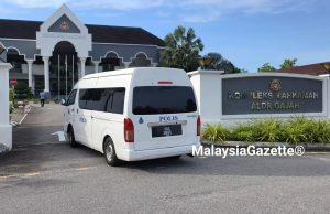 Calon SPM menangis mengaku rogol, seorang lagi mengaku tak bersalah