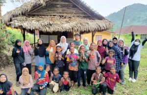 ‘Jungle School’ memanusiakan pendidikan melalui alam semula jadi