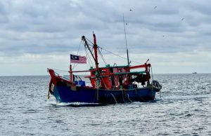 Vesel Nelayan Tempatan (VNT) kelas C ditahan Agensi Penguatkuasaan Maritim Malaysia (Maritim Malaysia) Negeri Selangor