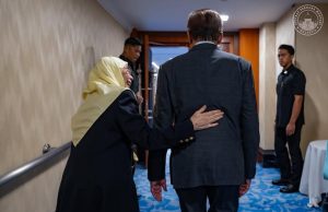 Netizan `cair’ hantaran `Love Azizah’ oleh PM