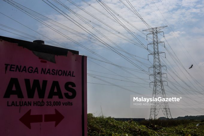 Pencawang elektrik di Kota Kinabalu, Sabah. Foto MOHD ADZLAN, 26 NOVEMBER 2025.