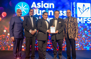 Francis dianugerahkan ASEAN Lifetime Achievement Award di London