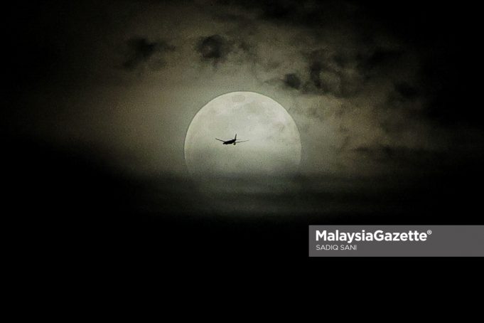 MGF05112025 - SUPER MOON-2 copy