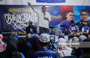 Apa lagi kita tunggu, tarik sokongan daripada kerajaan ini – Dr Akmal
