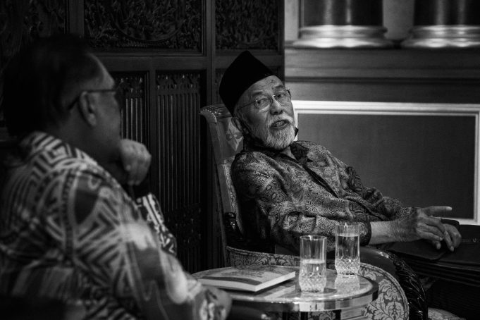 Profesor Emeritus Datuk Dr Ahmat Adam