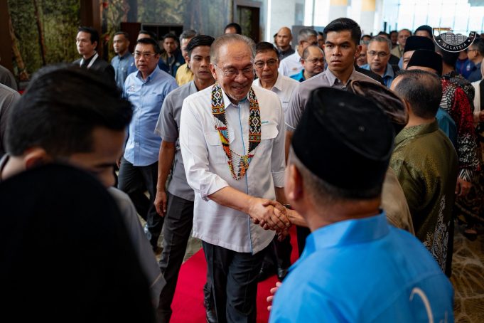anwar tawau
