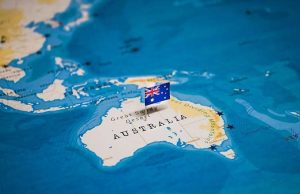 Bull shark kills woman off Australia beach
