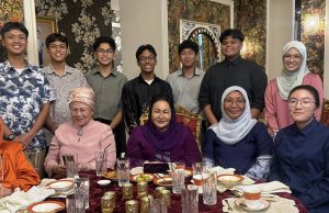 Kesinambungan pendidikan anak-anak Permata Pintar kini seolah-olah terpinggir – Rosmah