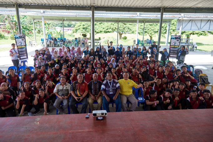 Gambar 1 (12)