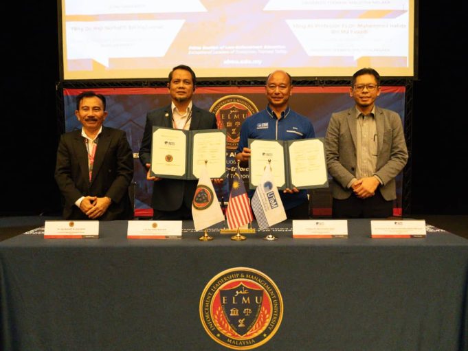 UTEM MOU-Dari kiri, Dr. Haji Norhafifi Haji Ismail, Ir. Dr. Nor Azhar Mohd Arif, Profesor Dr. Mohd Rizal Salleh. Profesor Madya Ts. Dr. Muhammad Hafidz Fazli Md Fauadi.