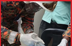Jari Tengah Seorang Lelaki Bengkak Teruk Akibat Cincin #MGFlash