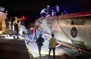 2 kereta api bertembung, 21 maut dan ratusan cedera di Sepanyol