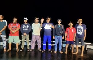Maritim tahan dua bot tunda asing berlabuh tanpa kebenaran