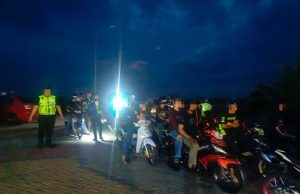 Lima mat rempit ditahan positif dadah