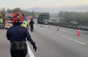 Wanita maut digilis dua kenderaan, motosikal ditunggang terbabas