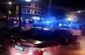 MPV polis terbabas disembur pemadam api, dua lelaki diburu