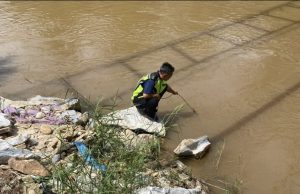 Air Sungai Lipis di Jambatan Sengkela, Raub kembali pulih dan selamat