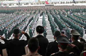 Iran serang pangkalan tentera AS di Kuwait, Bahrain