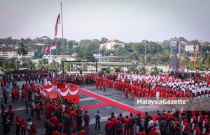 LENSA MG | Naikkan Bendera ‘Sang Saka Bangsa’ UMNO